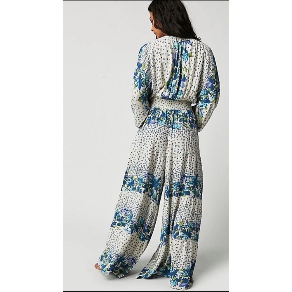FREE PEOPLE | Paradise Wide Leg Boho Jumpsuit in Ivory Floral, Size Medium - Picture 2 of 16